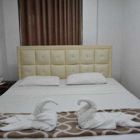 Saasha City Hotel Colombo Exterior foto