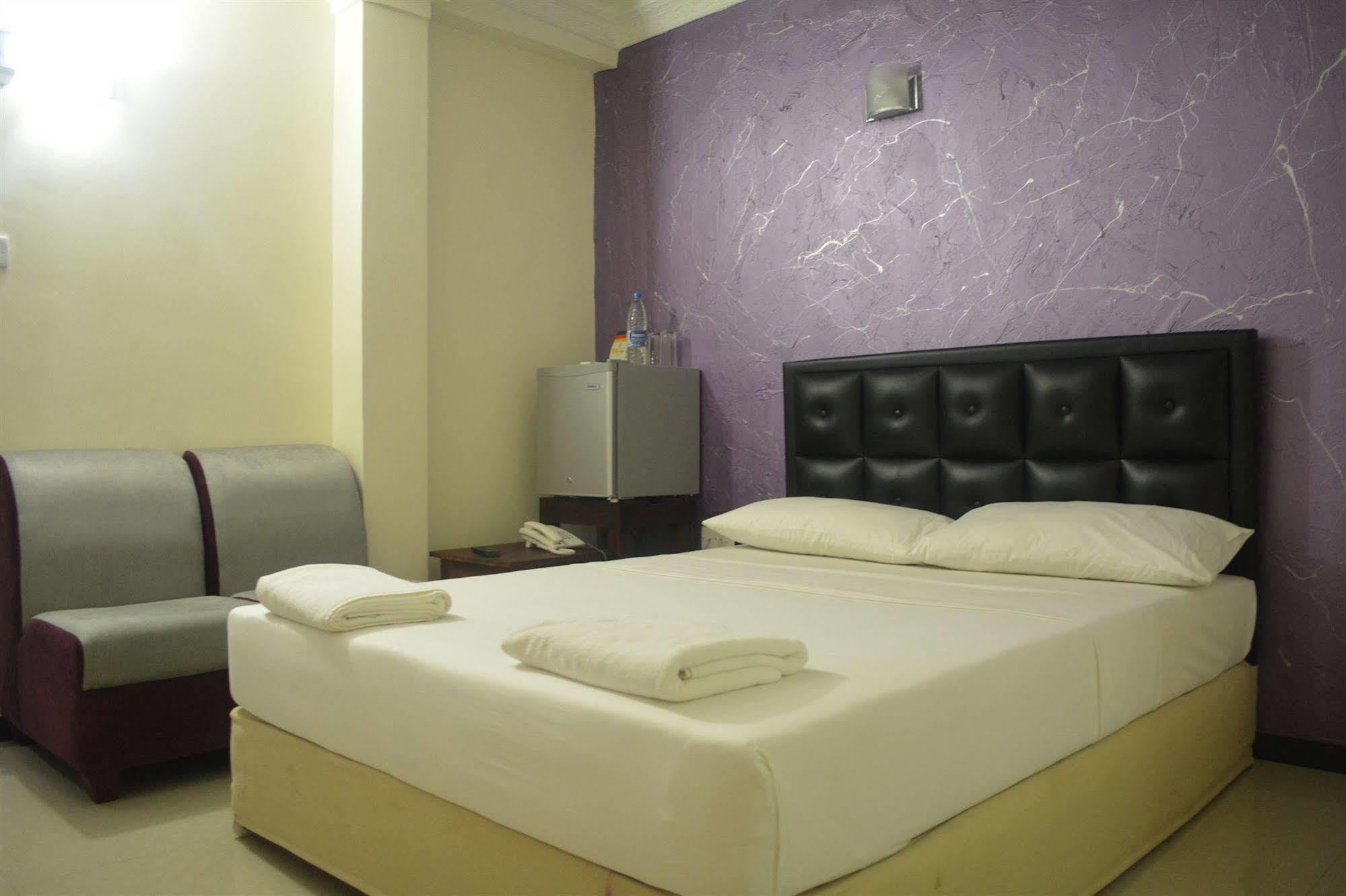Saasha City Hotel Colombo Exterior foto